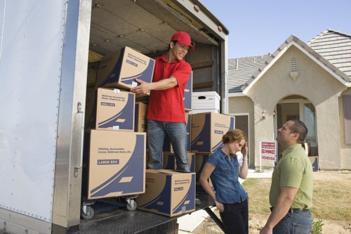 Swift removal van for urgent moves across Lambeth